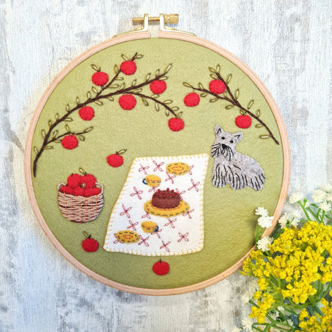 Picnic in the Orchard Appliqué Hoop Craft Kit