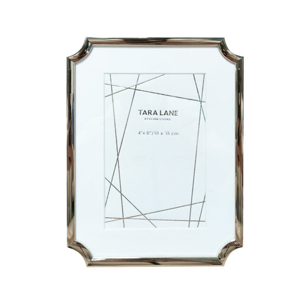 Mila Photo Frame with Mount in Silver 4” X 6”