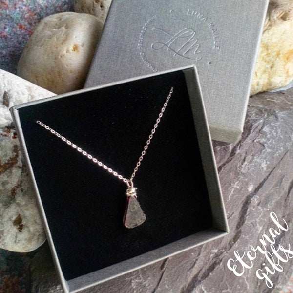 Garnet Gemstone Silver Pendant Neckpiece - Luna Maille