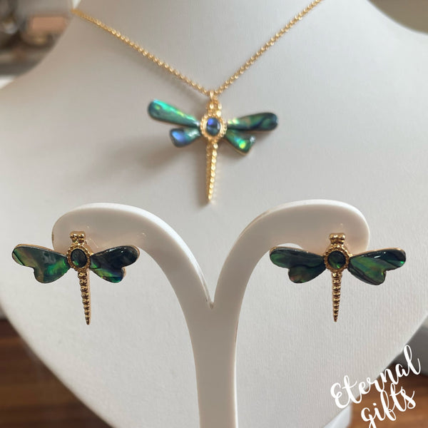 The Dragonfly Necklace