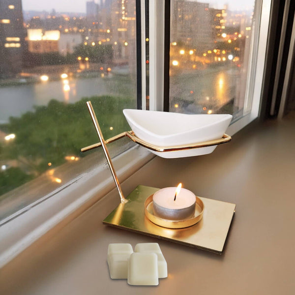 Ceramic ‘Sailor’ Oil and Scented Wax Burner