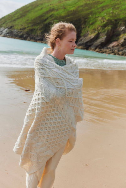 Dugort Honey, Diamond & Cable Aran Blanket - Cream