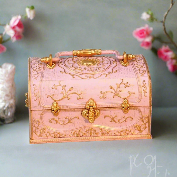 Pink jewellery case