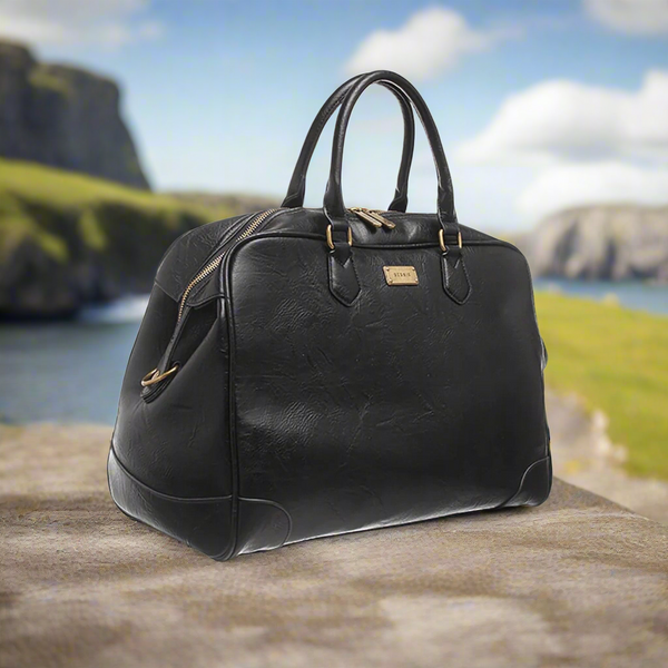 Weekend Bag in Black by Bessie