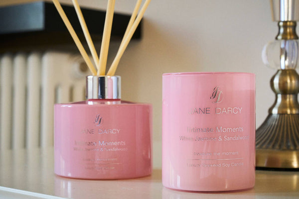 100% Natural Soy Wax Candle, White Jasmine & Sandalwood
