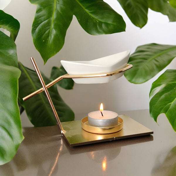 Ceramic ‘Sailor’ Oil and Scented Wax Burner