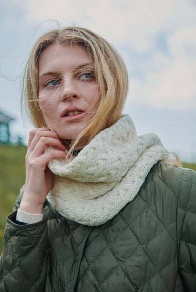 Newport Aran Cable Snood - Cream