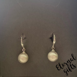 Drop Pearl Earrings By Estela