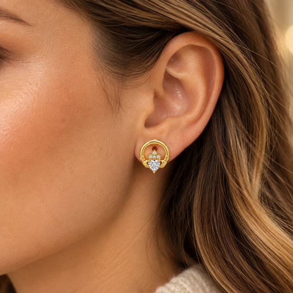 Séala Claddagh 8mm Stud Earring Gold