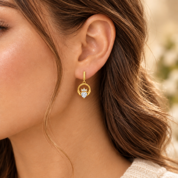 Séala Claddagh Drop Earring Gold