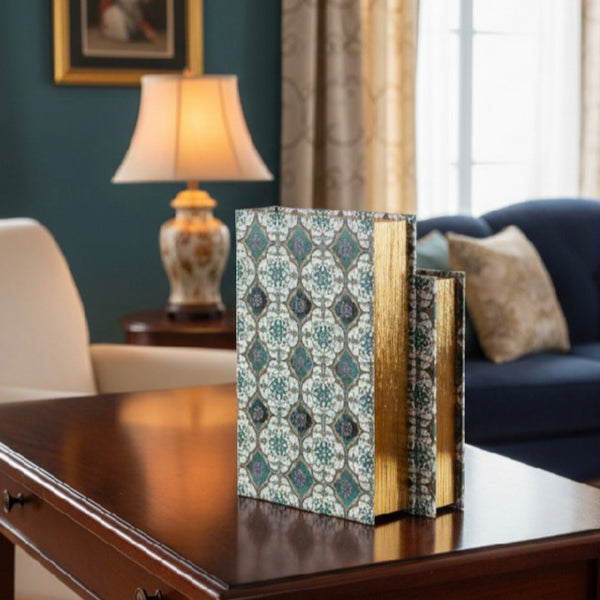 Set of 2 decorative accessory books