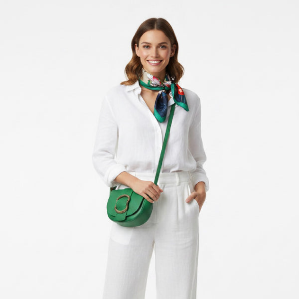 The Vida Leather Handbag in Green by Vimoda