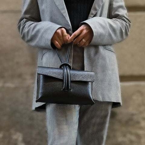 Shibuya Italian Leather Clutch /Crossover Handbag in Black