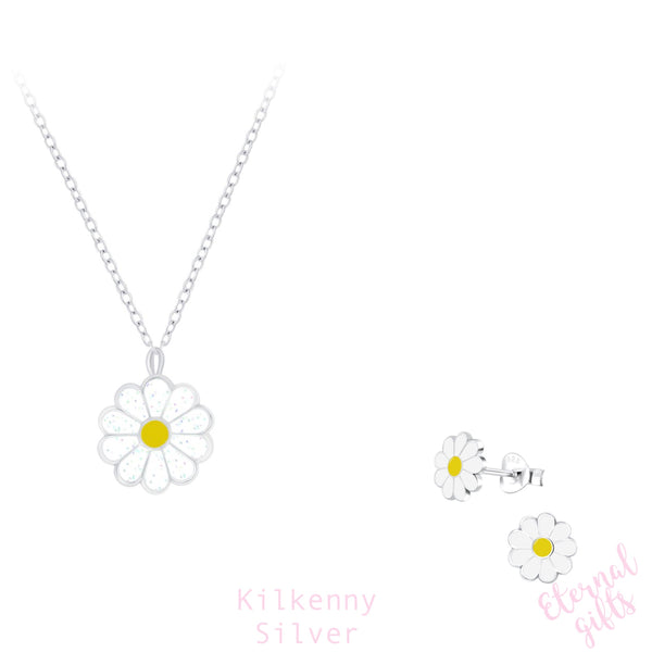 Daisy Necklace by Kilkenny Silver