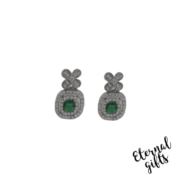 Stone-Set Flower Shape Vintage Style Earrings in Emerald and Silver