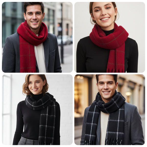 Checked wool scarf in Black or Red