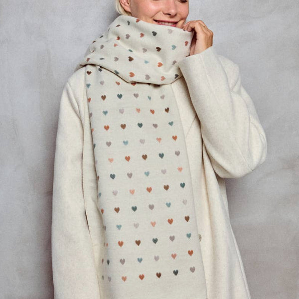 Wool scarf with heart pattern in Cream & Taupe reverse