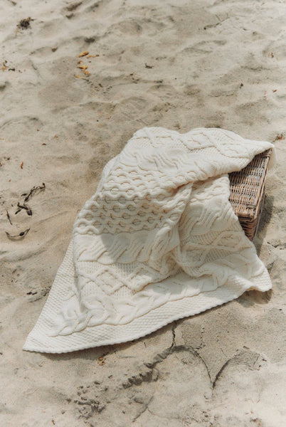 Dugort Honey, Diamond & Cable Aran Blanket - Cream