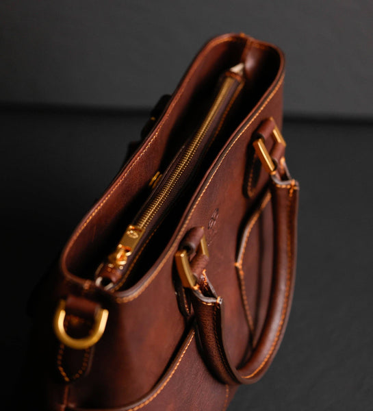 Womens Leather Handbag Shoulder Bag in Cognac - Camilla by Time Resistance