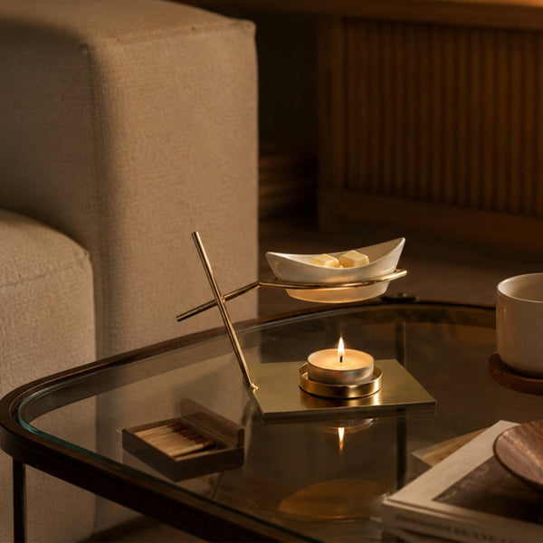 Ceramic ‘Sailor’ Oil and Scented Wax Burner