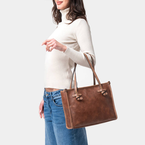 ISADORE - Women's shoulder bag with strap