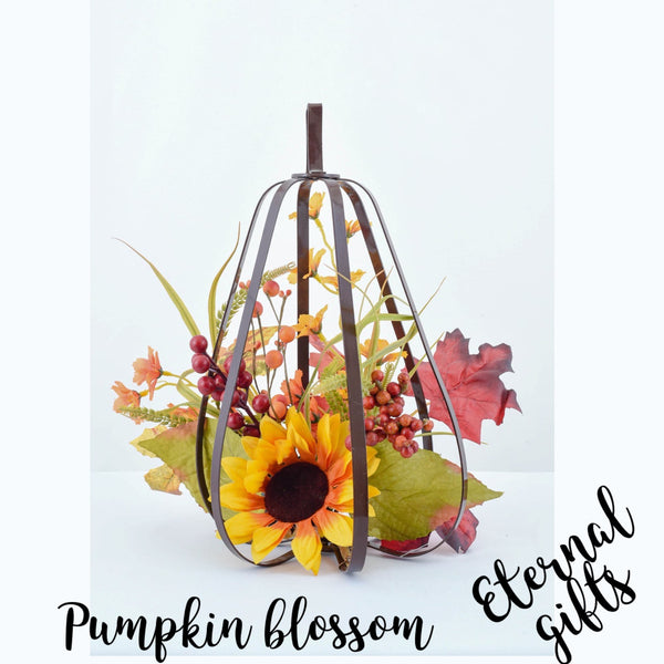 Pumpkin Blossom Metal Decor - Enchante