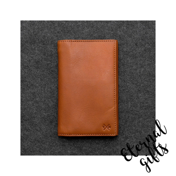 Tudor Italian leather mens traditional wallet by Tumble and Hide Tan
